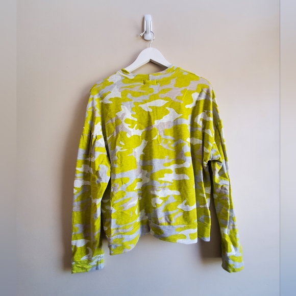 Monrow Camo Crewneck Pullover Sweatshirt - Neon Green, Gray M - Picture 2 of 5